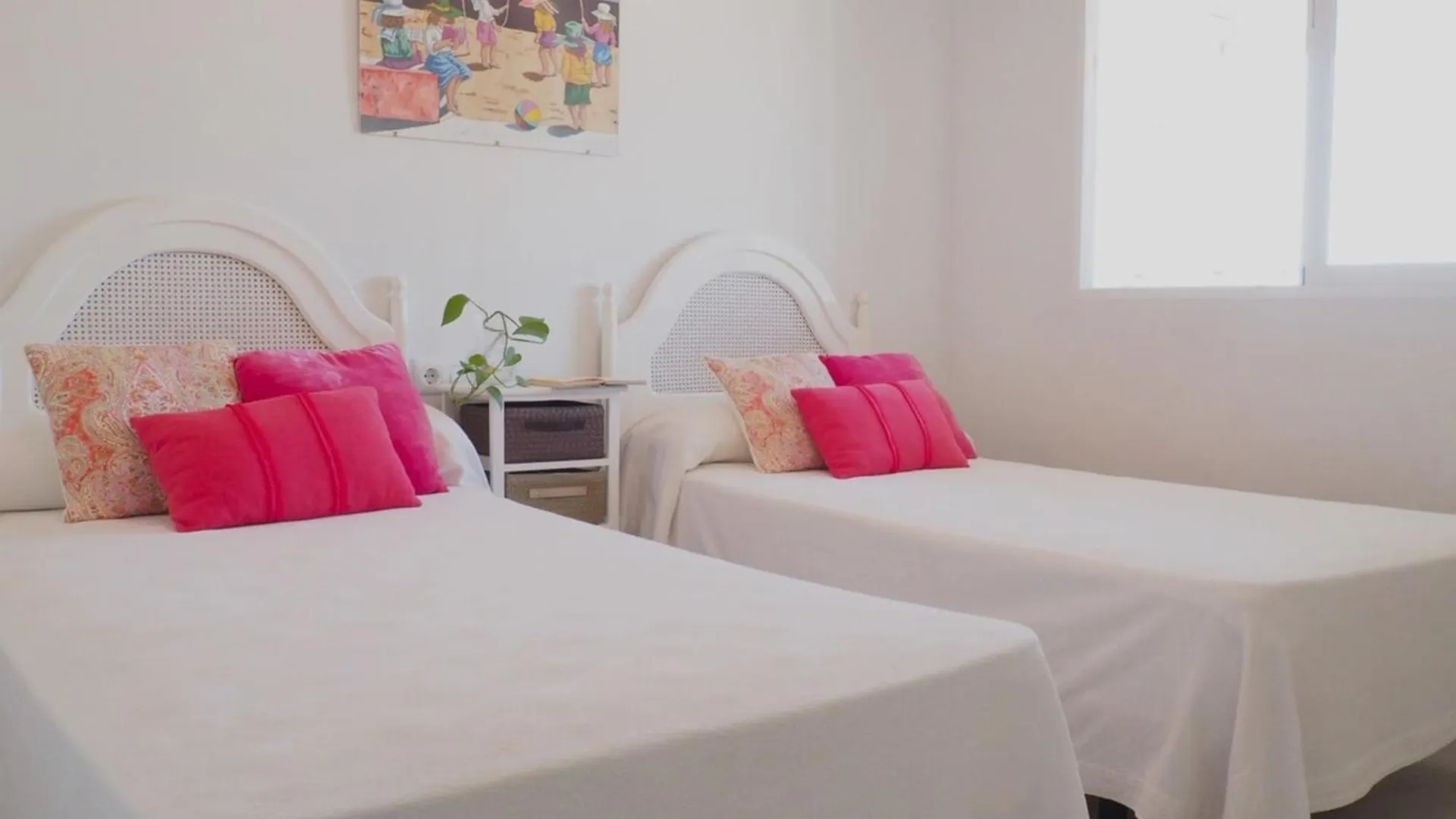 Paseo Del Rey - Fuengirola 2 Bedrooms Oceanfront Apartment location